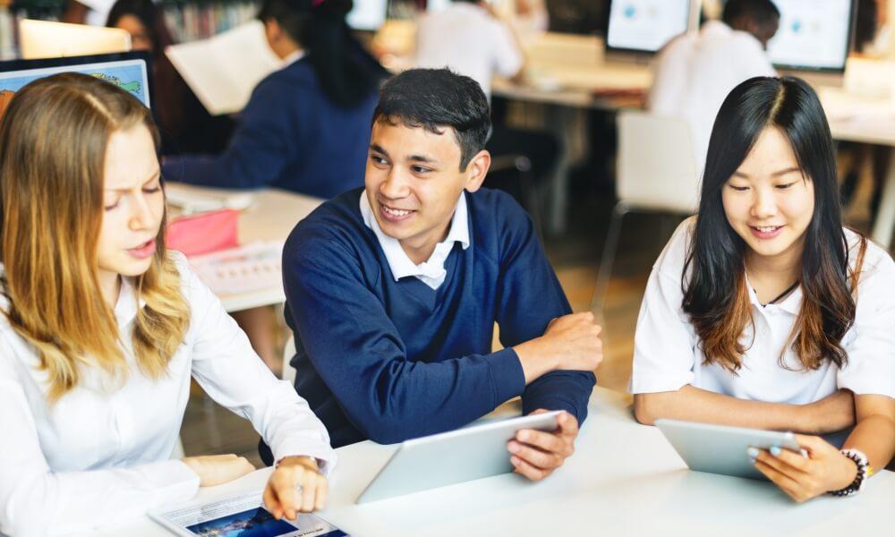 ACER Advance Awards: Challenging high-achieving school students