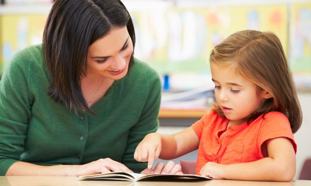Expert Q&A: Phonics and early reading instruction