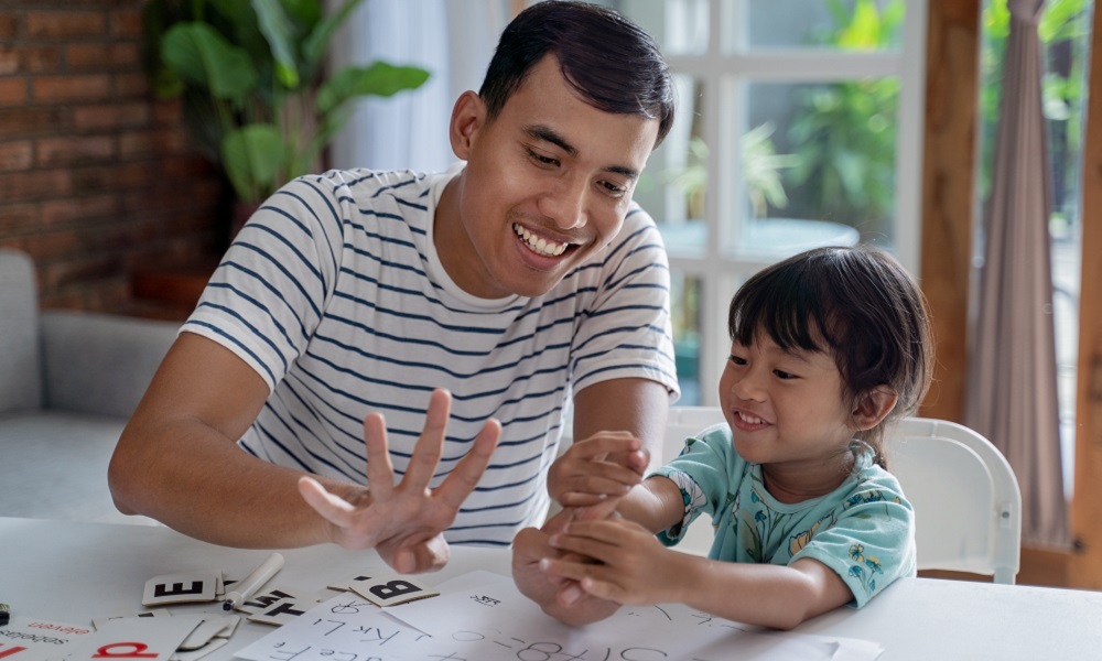 Kepercayaan diri orang tua murid prasekolah dalam mengembangkan keterampilan membaca dan menghitung