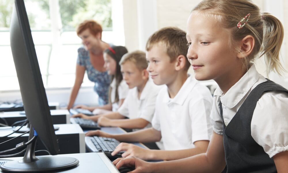 Teachers struggling to implement Digital Technologies Curriculum