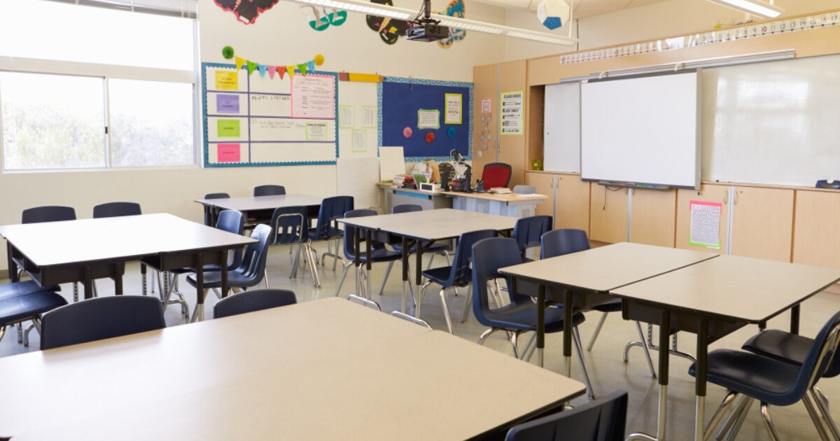 Traditional classrooms and Innovative Learning Environments