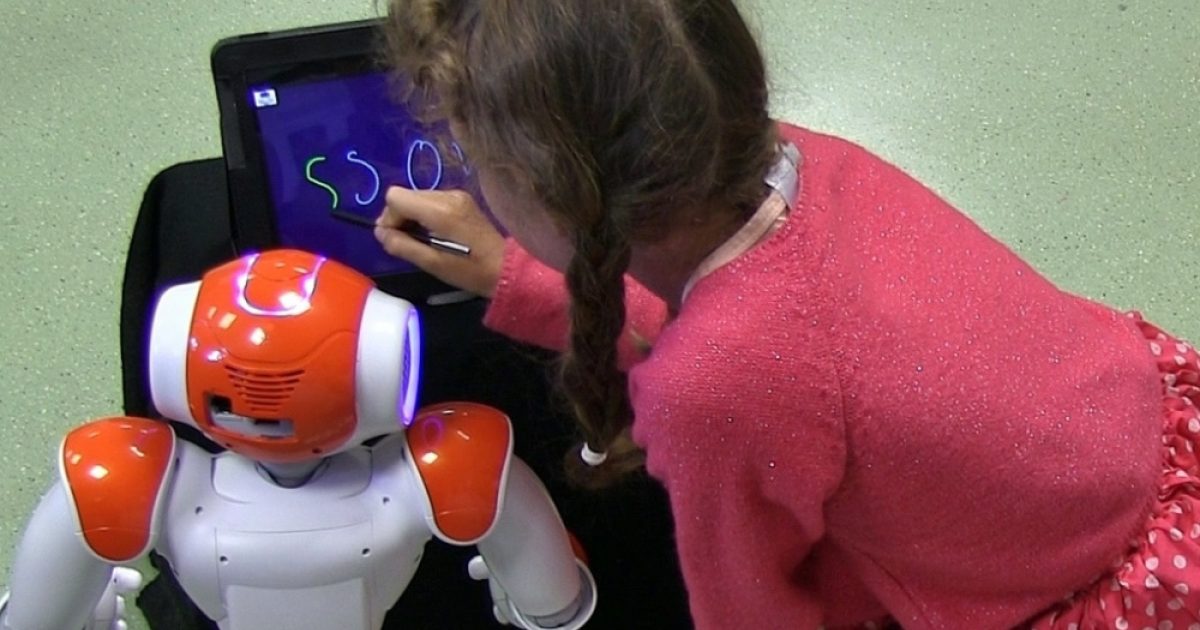 Learning by teaching ... a robot