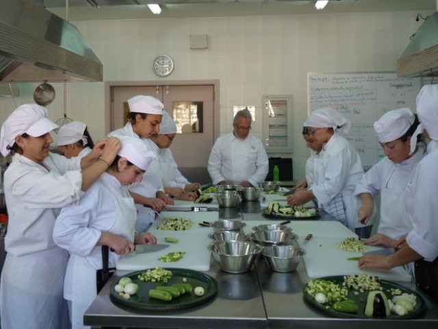 https://www.teachermagazine.com/files/Education_for_Growth_-_prodes_vt_catering_ims_2014.jpg